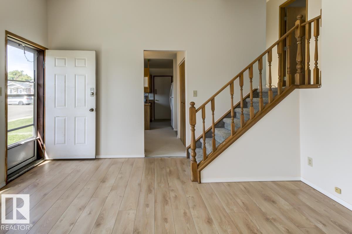 Photo 34 of 7711 189 St Nw, Edmonton AB