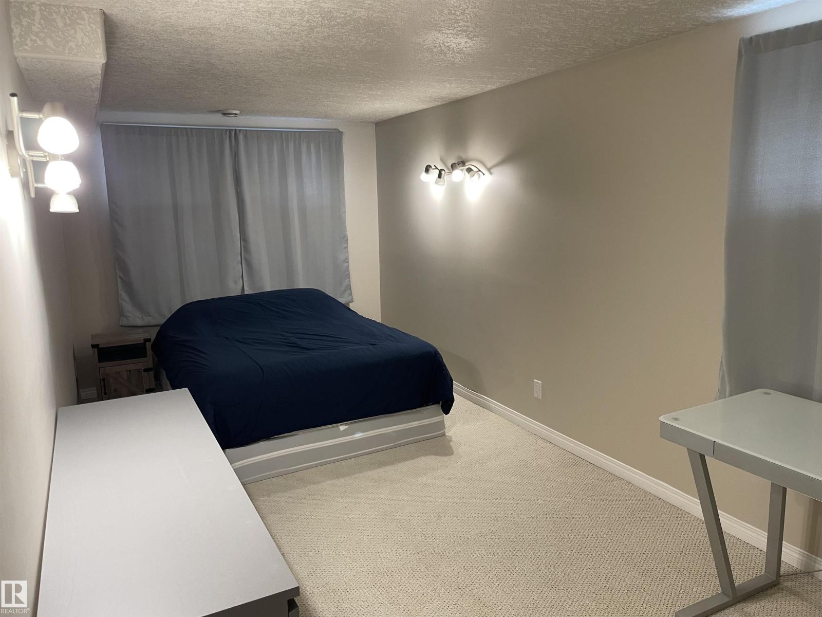 Photo 5 of 9426 9428 96 A St Nw, Edmonton AB