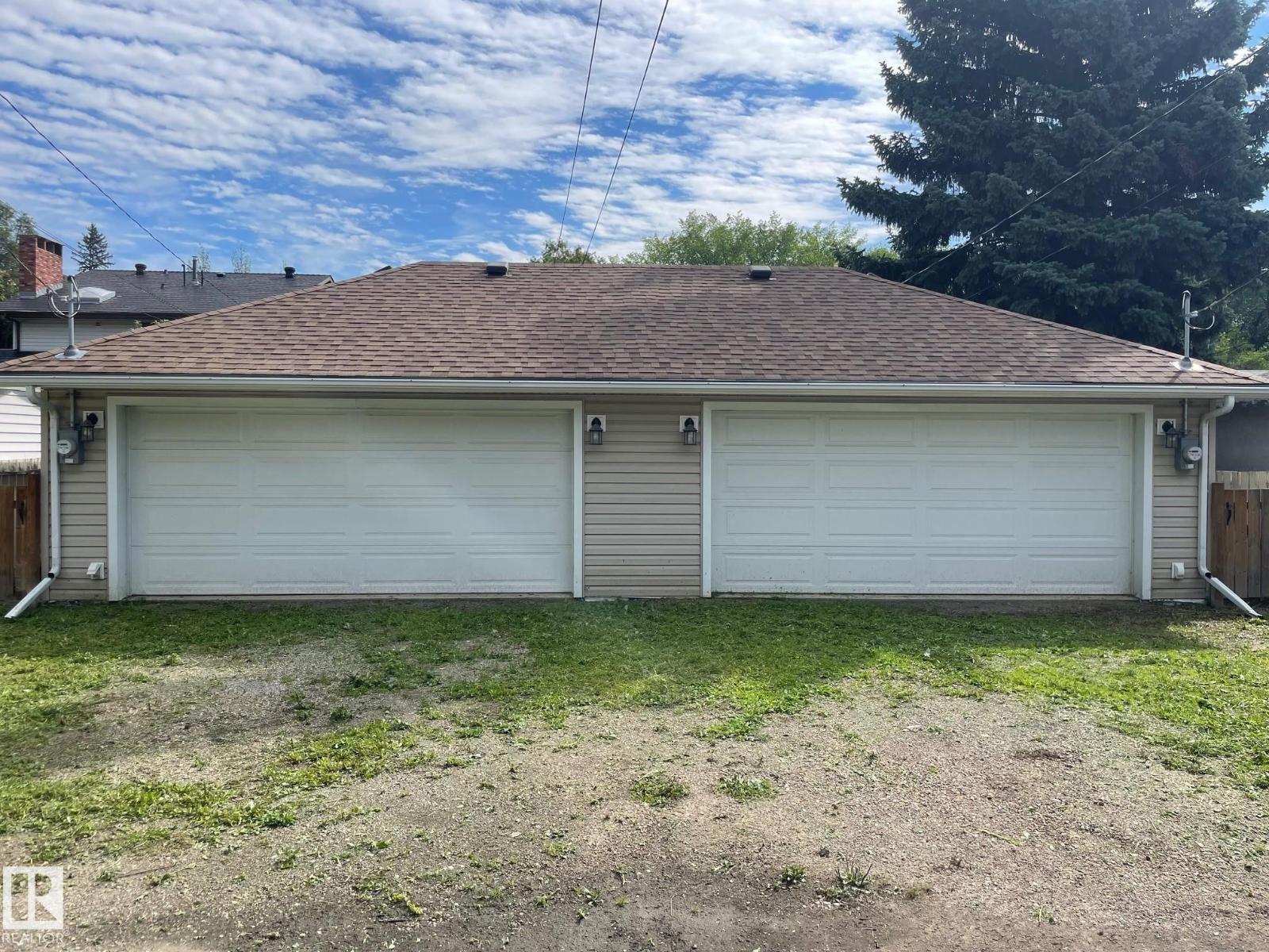 Photo 28 of 9426 9428 96 A St Nw, Edmonton AB