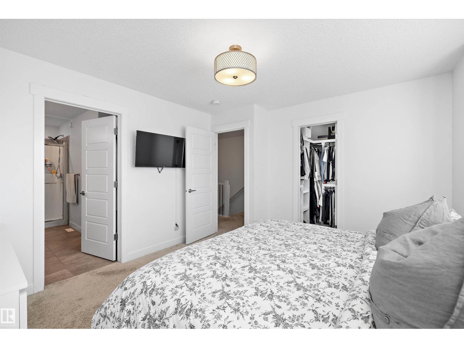 Photo 15 of 17439 77 St Nw, Edmonton AB