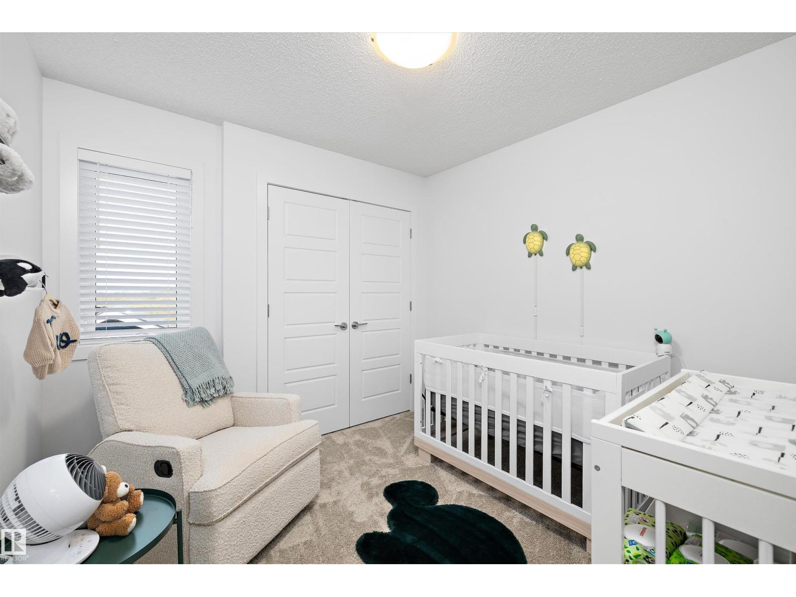 Photo 12 of 17439 77 St Nw, Edmonton AB