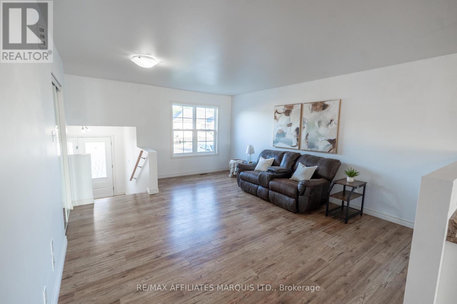 Photo 1 of 101 French Avenue, South Stormont ON
