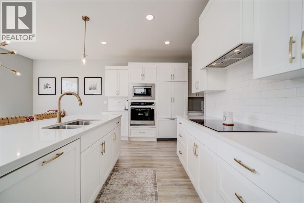 Photo 1 of 2725 46 Street S, Lethbridge AB