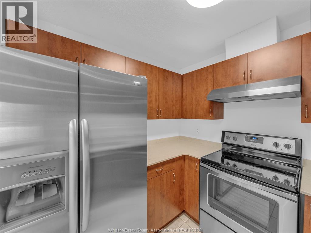 Photo 12 of 3160 Wildwood, Windsor ON