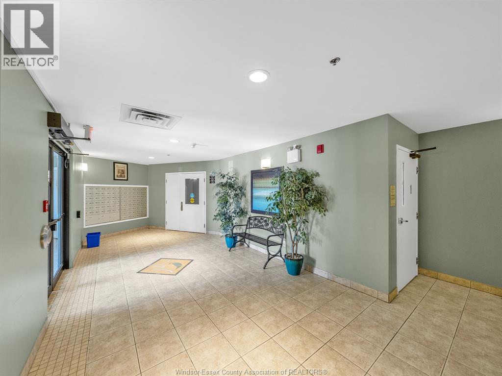 Photo 21 of 3160 Wildwood, Windsor ON