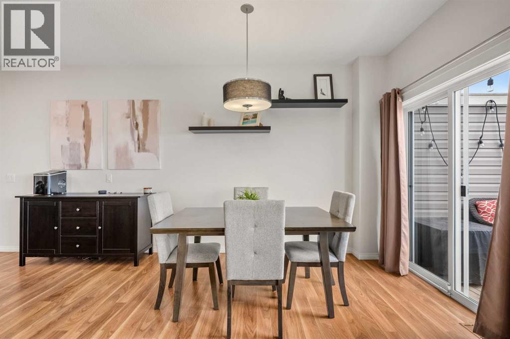Photo 16 of 681 Hillcrest Road Sw, Airdrie AB