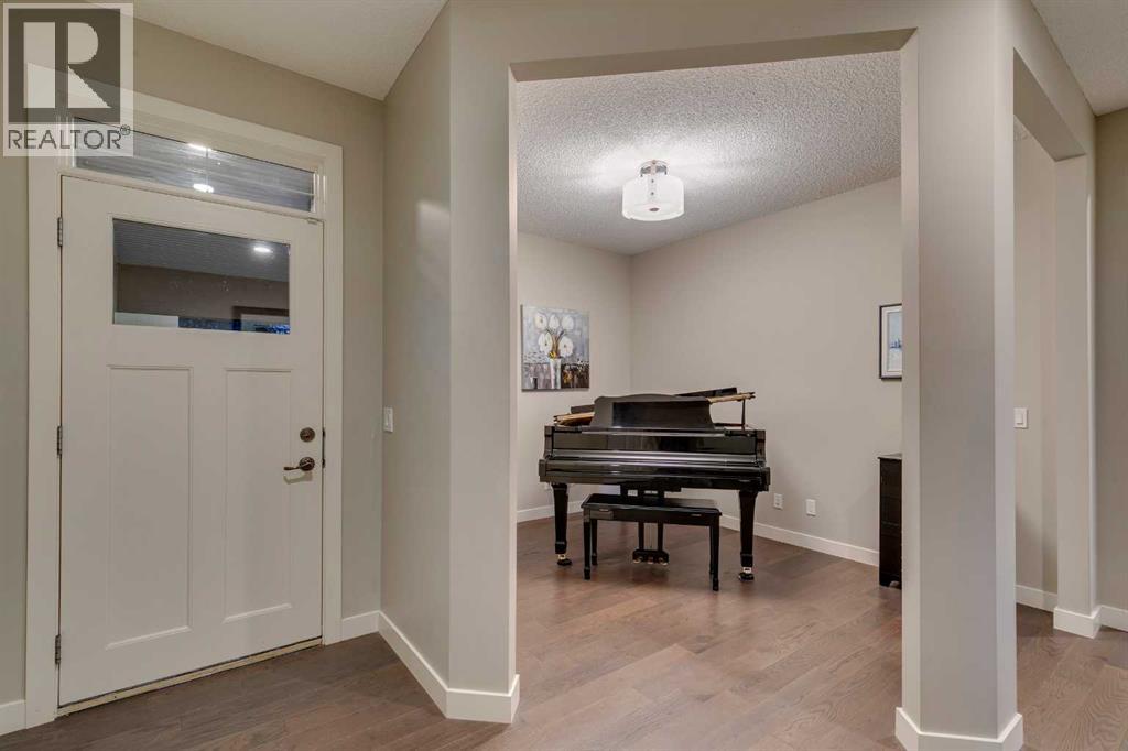 Photo 6 of 101 Cranarch Common Se, Calgary AB