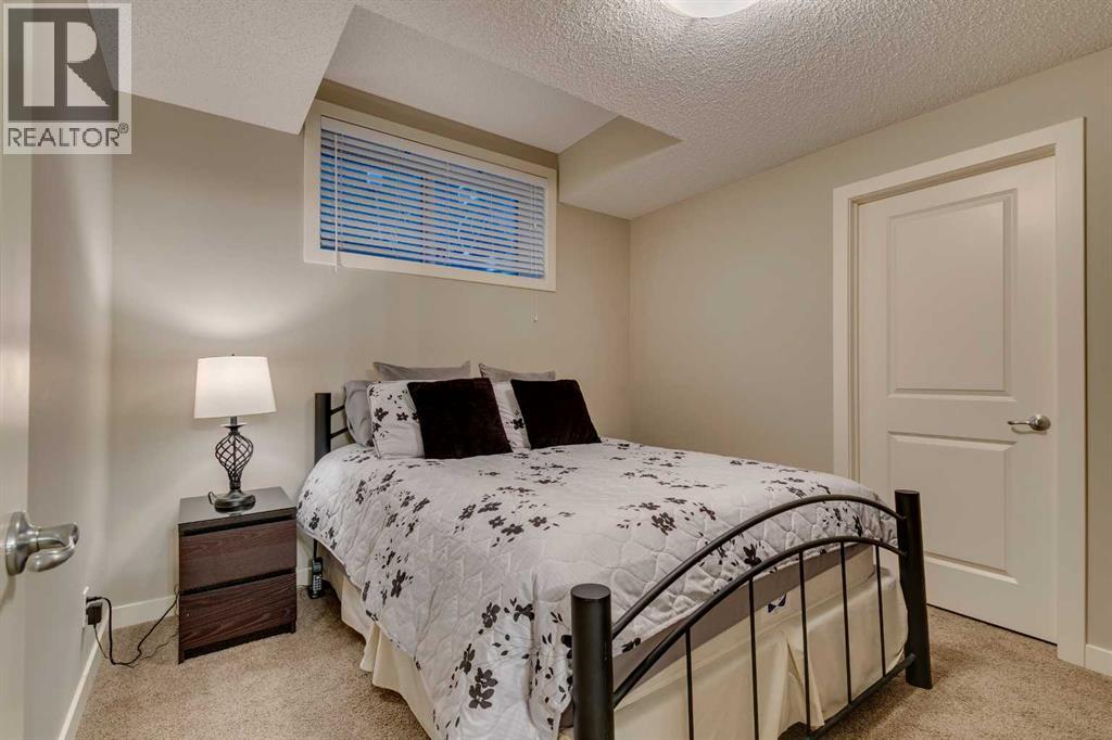 Photo 12 of 101 Cranarch Common Se, Calgary AB