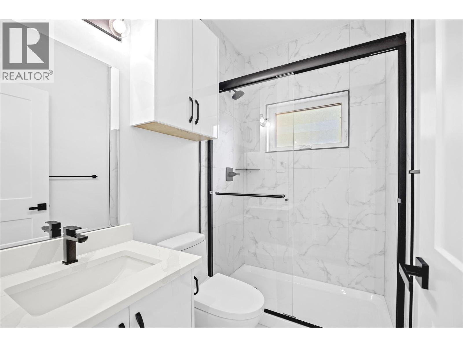 Photo 3 of 7279 Birch Close, Anglemont BC