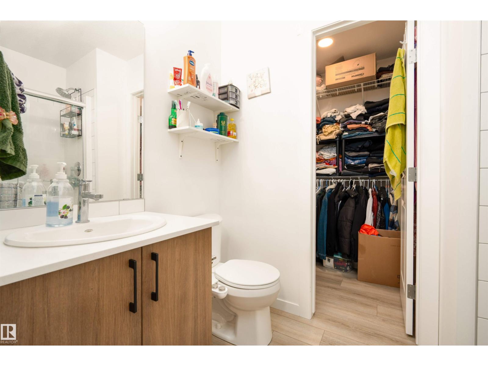 Photo 3 of 108 9227 228 Street Nw Nw, Edmonton AB