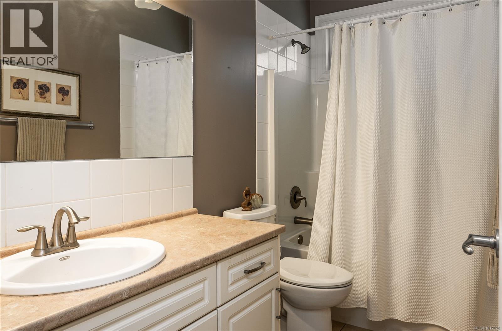 Photo 1 of 2497 Nuttal Dr, Nanoose Bay BC