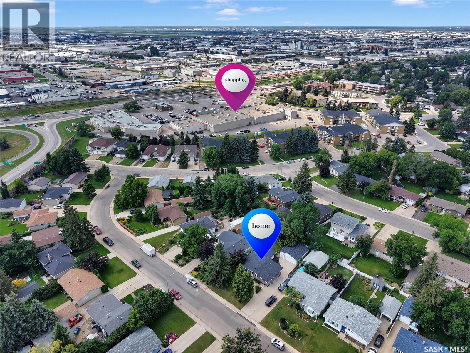 Photo 35 of 26 Columbia Drive, Saskatoon SK
