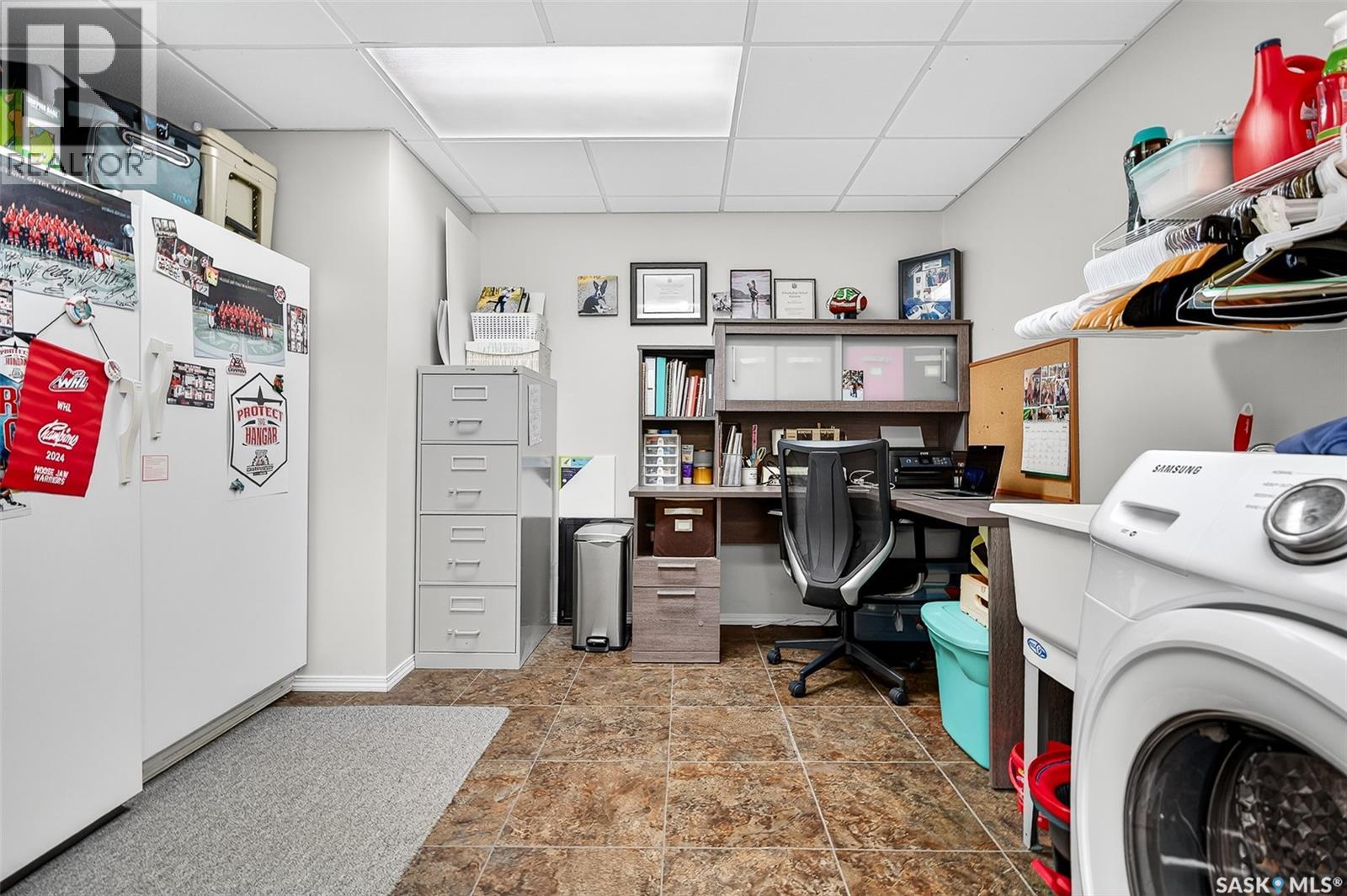 Photo 37 of 72 Thorn Crescent, Moose Jaw SK