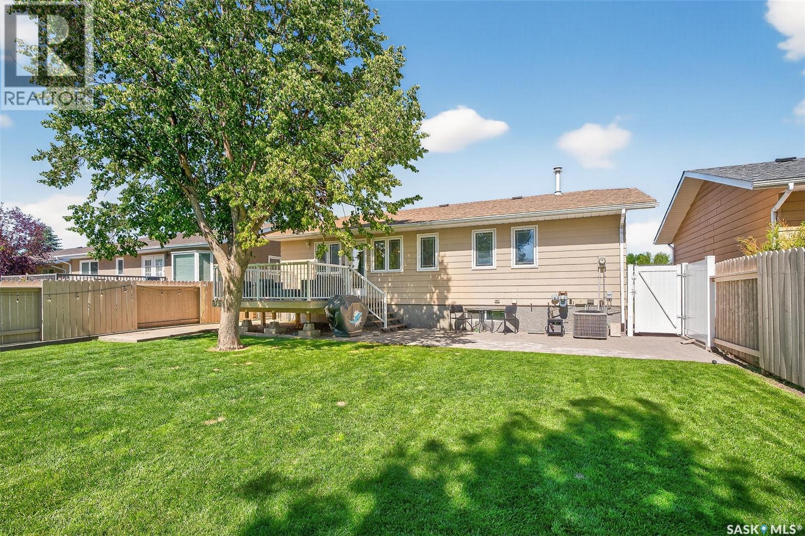 Photo 26 of 72 Thorn Crescent, Moose Jaw SK