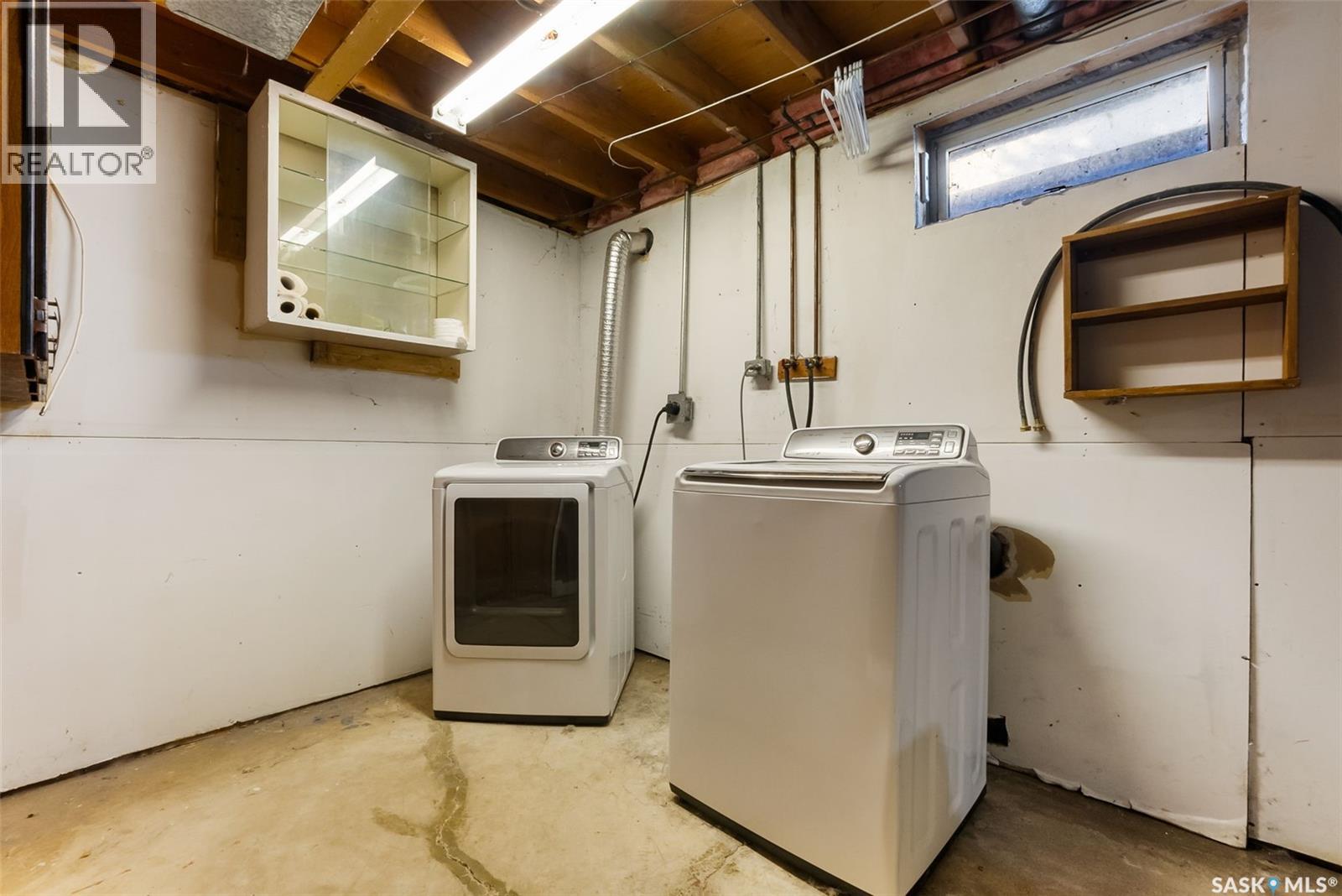 Photo 25 of 105 Borlase Crescent, Regina SK