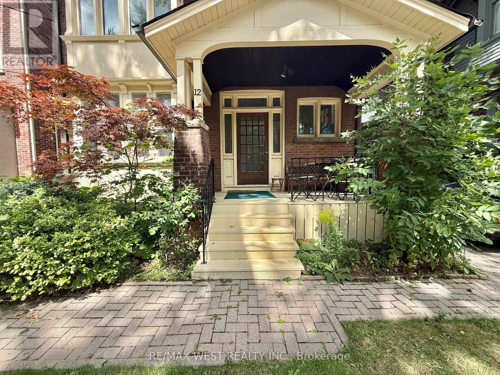 Photo 2 of 1 12 Foxbar Road, Toronto ON