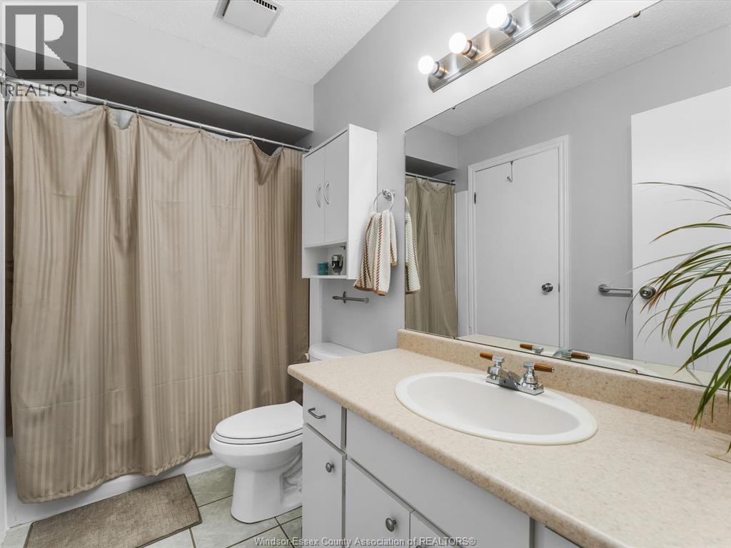 Photo 1 of 3834 Montcalm Street, Windsor ON
