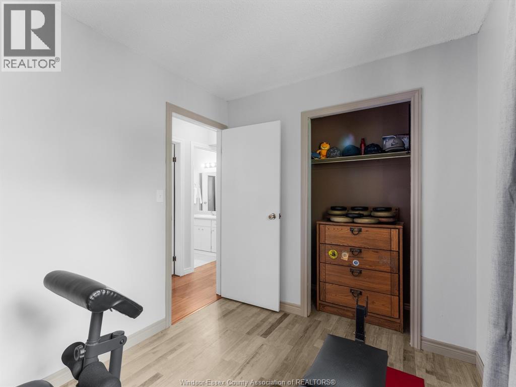 Photo 29 of 3834 Montcalm Street, Windsor ON