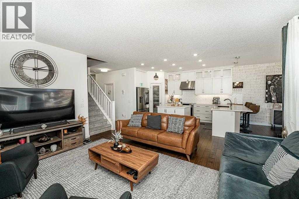 Photo 25 of 158 Masters Point Se, Calgary AB