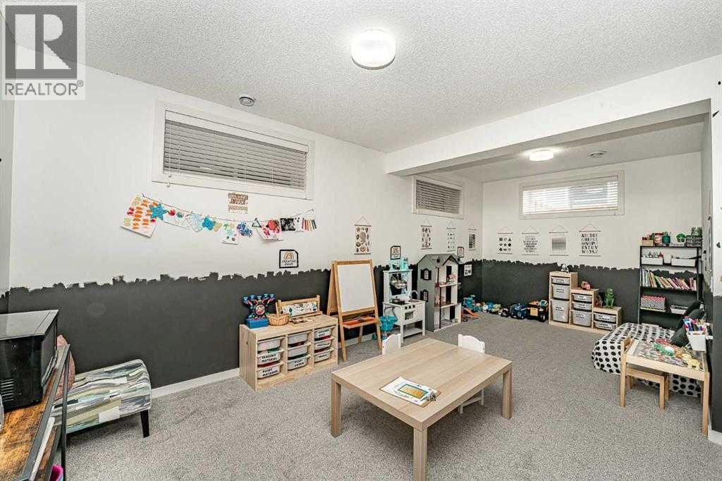 Photo 20 of 158 Masters Point Se, Calgary AB