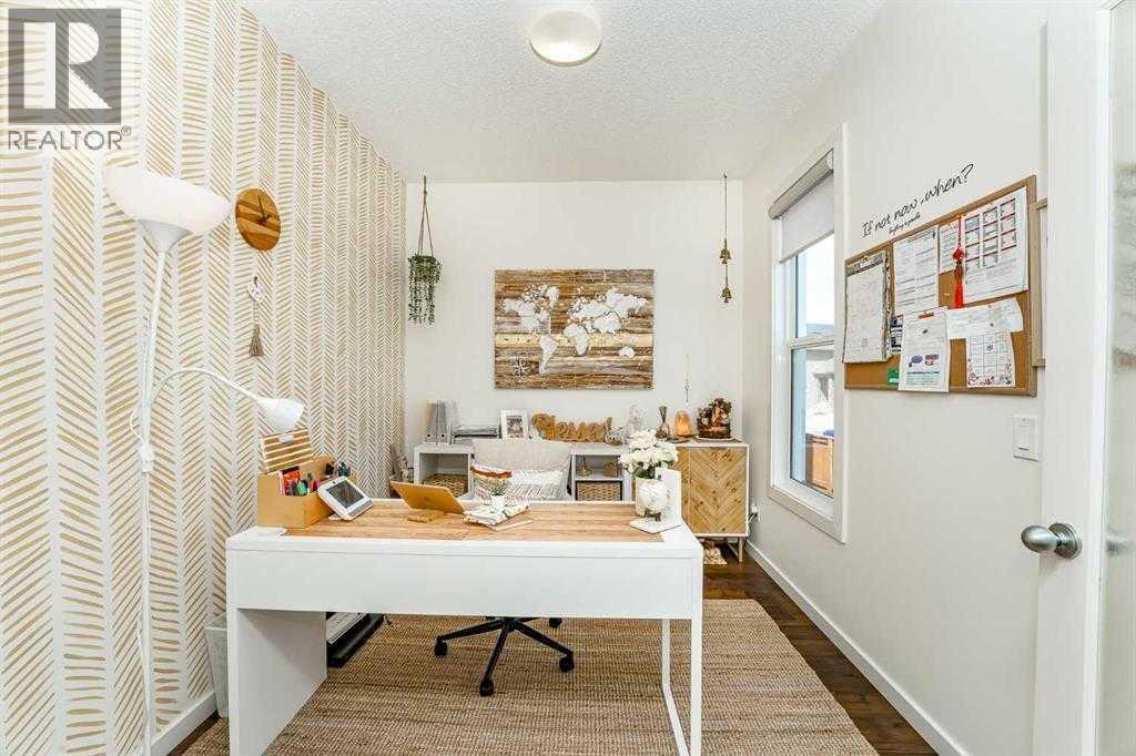 Photo 13 of 158 Masters Point Se, Calgary AB