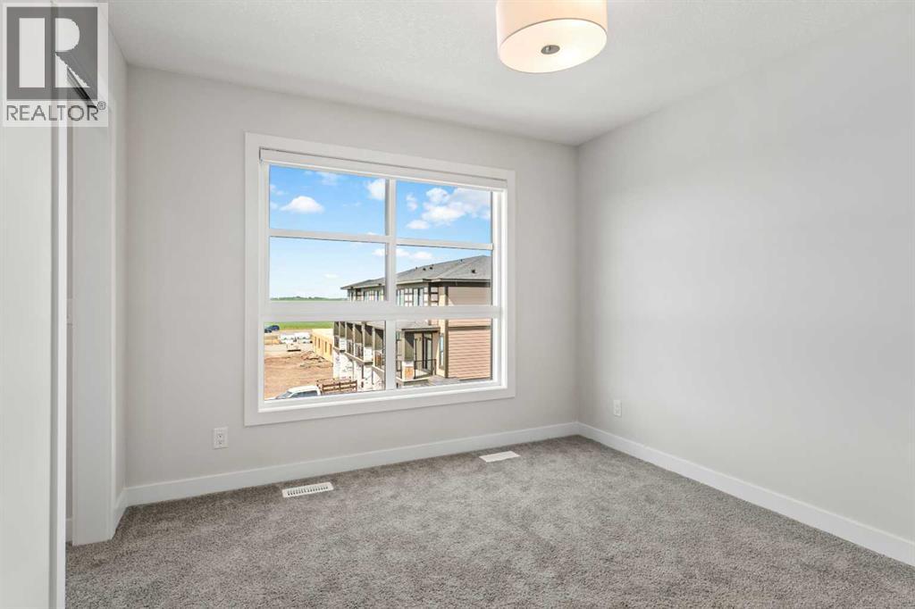 Photo 33 of 113 285 Chelsea Court, Chestermere AB