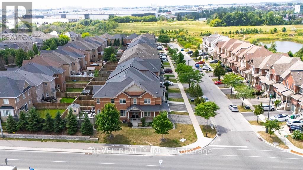 Photo 38 of 1 Coastline Drive, Brampton ON