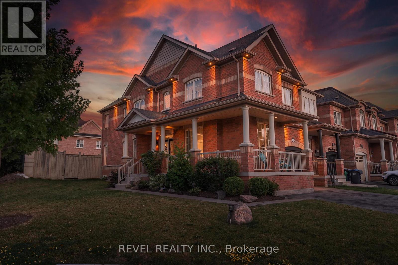Photo 44 of 1 Coastline Drive, Brampton ON