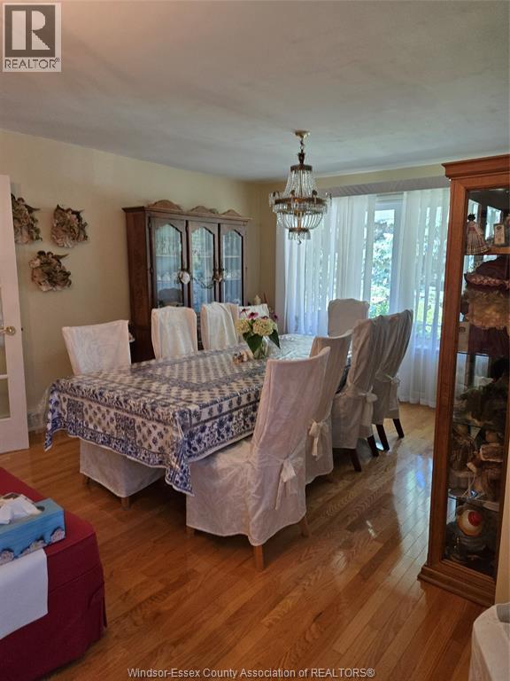 Photo 14 of 12139 Papineau Crt, Tecumseh ON
