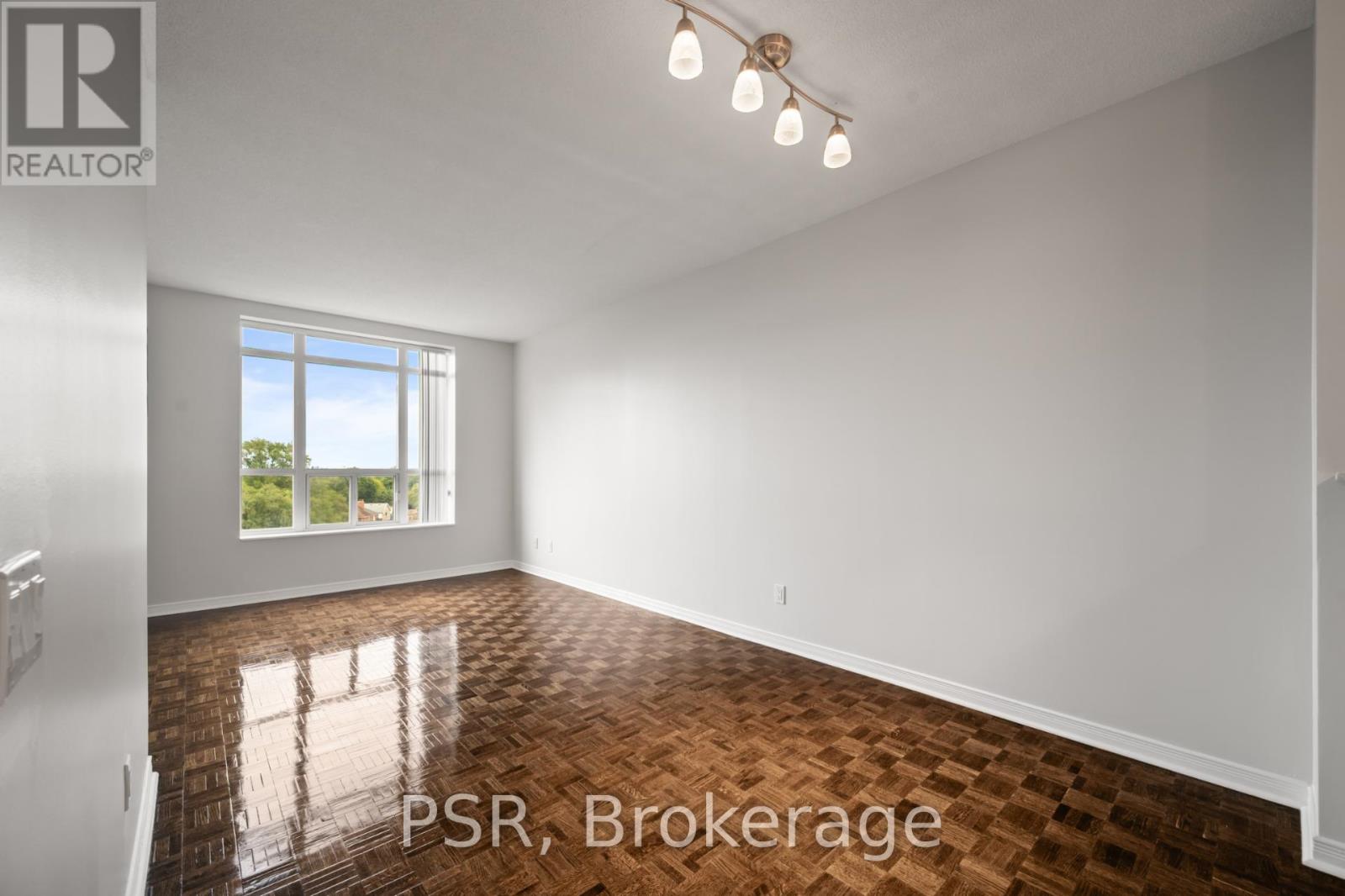 Photo 5 of 711 515 Rosewell Avenue, Toronto ON