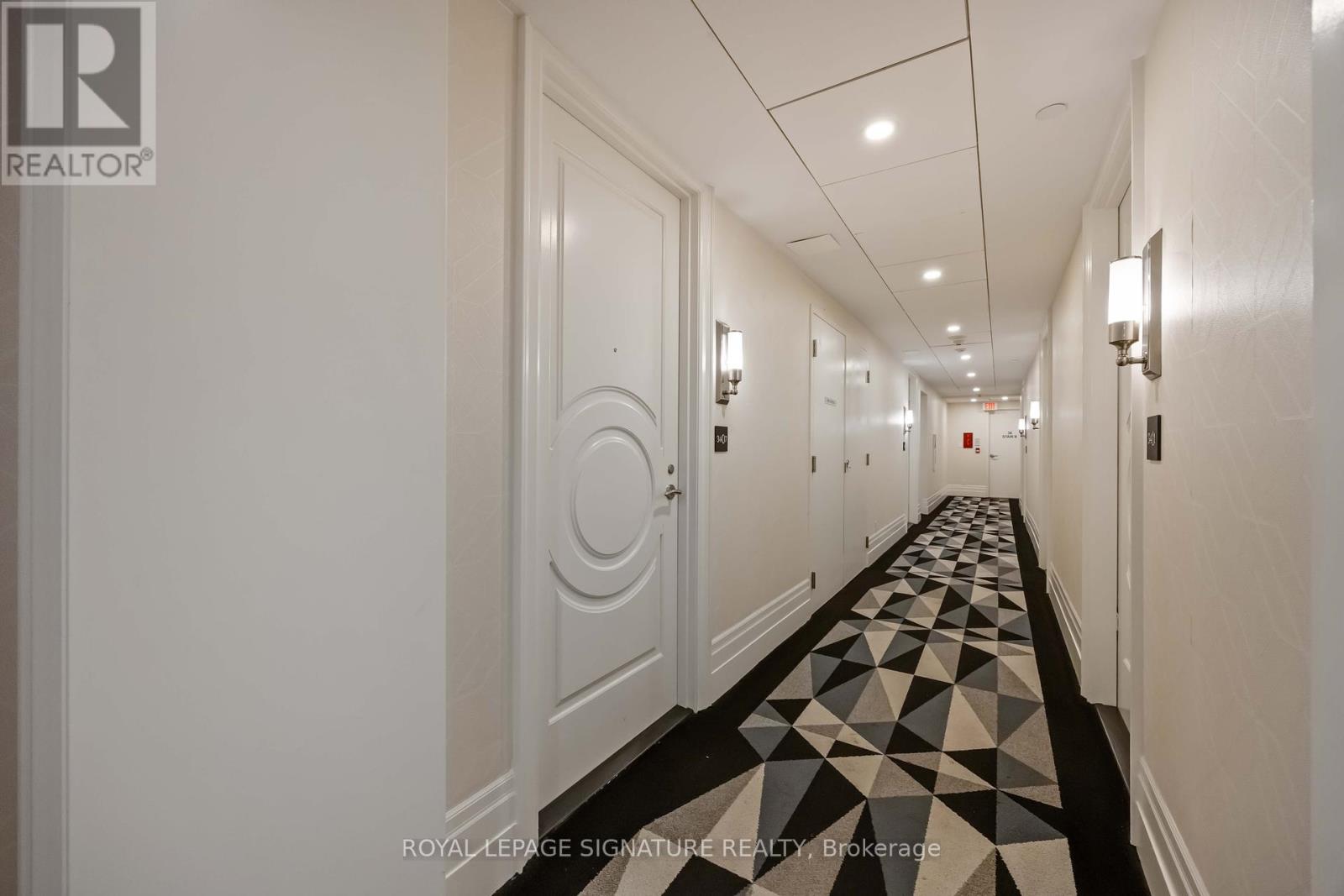 Photo 29 of 3407 88 Blue Jays Way, Toronto ON