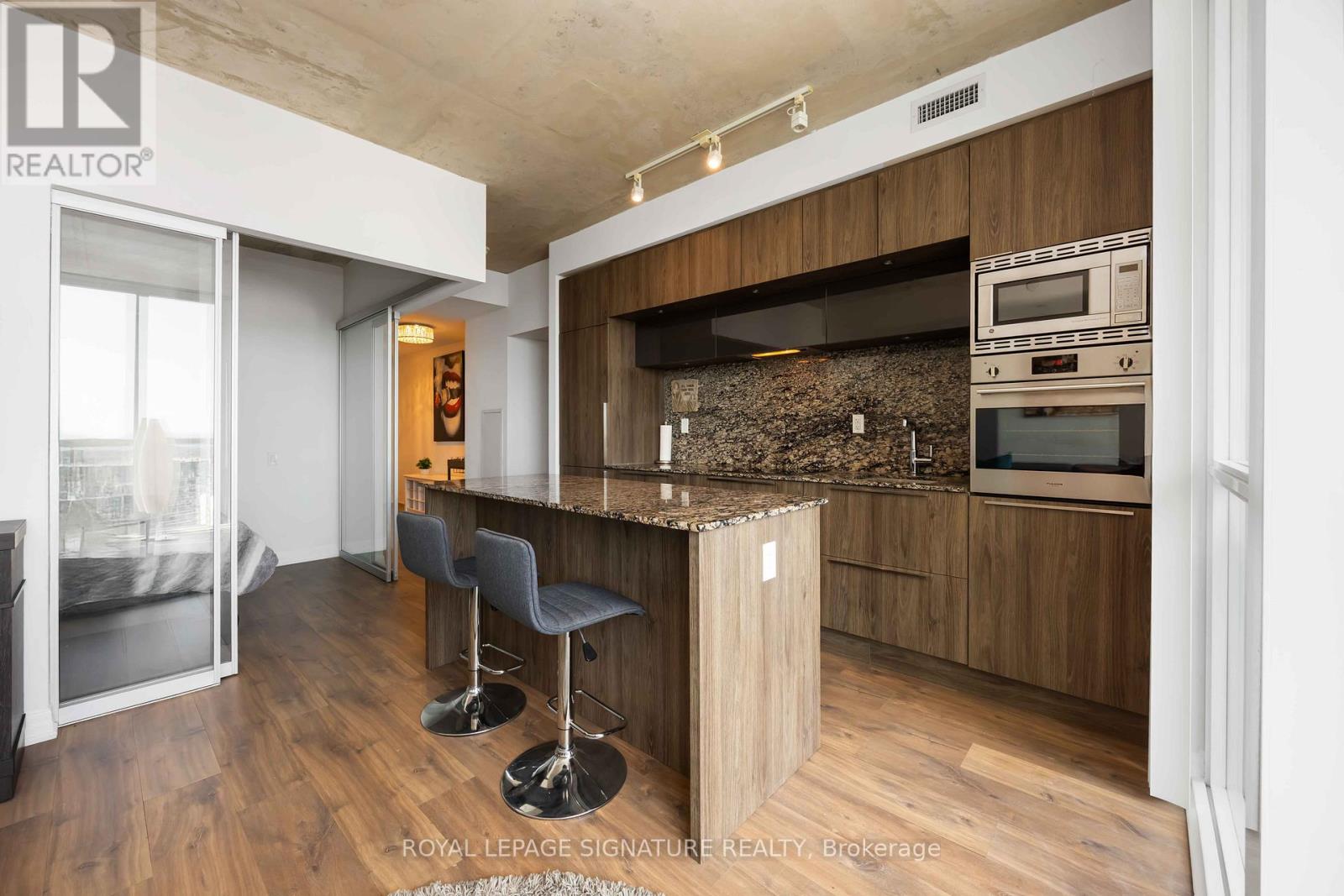 Photo 30 of 3407 88 Blue Jays Way, Toronto ON