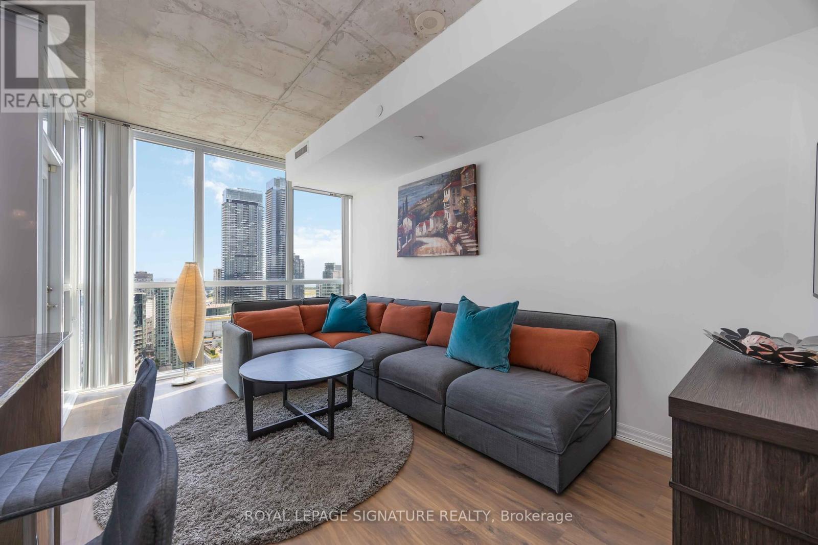 Photo 13 of 3407 88 Blue Jays Way, Toronto ON