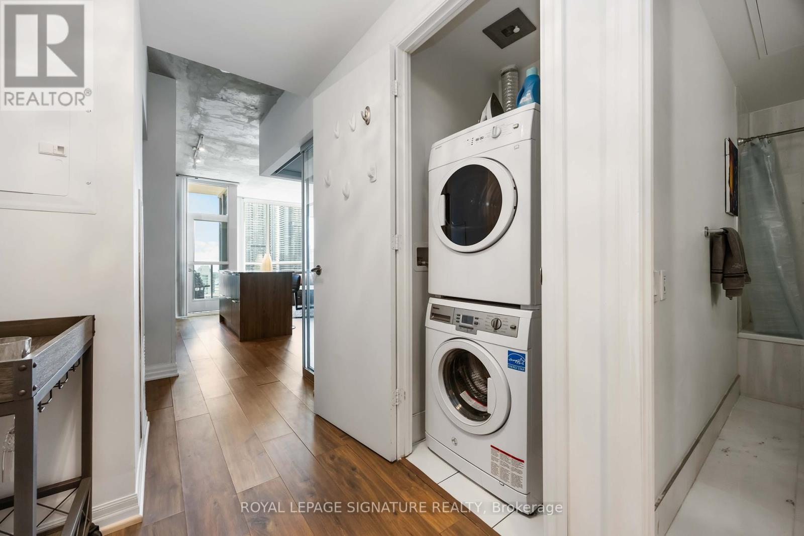 Photo 17 of 3407 88 Blue Jays Way, Toronto ON