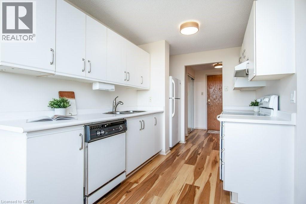 Photo 29 of 30 Blue Springs Drive Unit 501, Waterloo ON