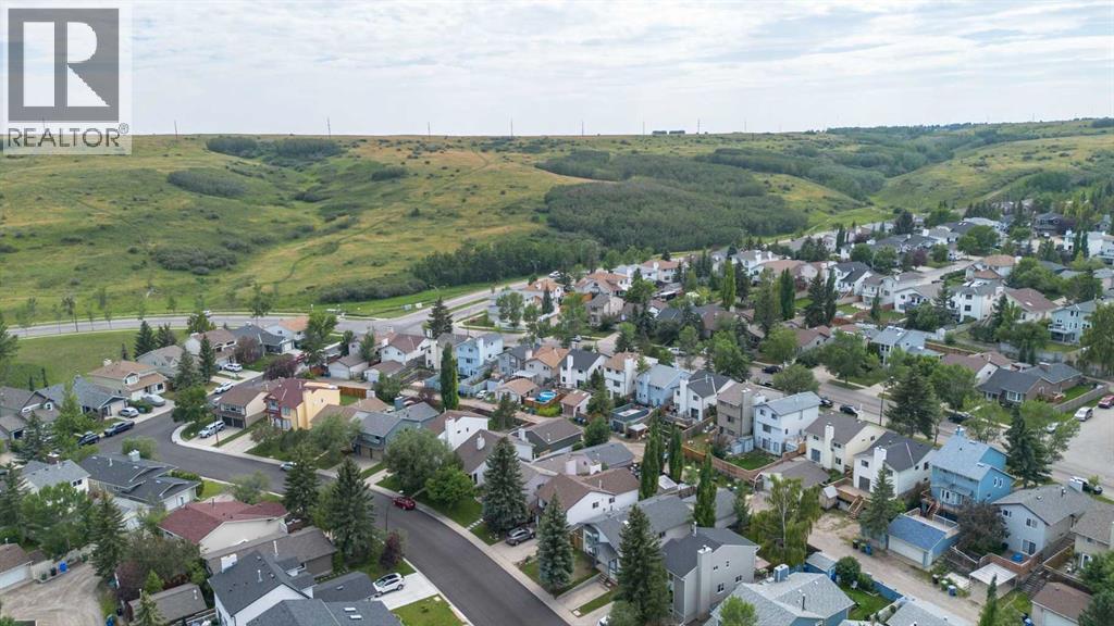 Photo 47 of 200 Macewan Glen Drive Nw, Calgary AB