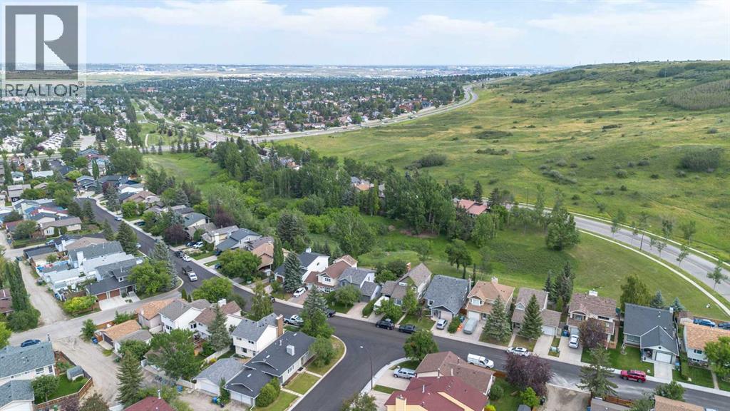 Photo 45 of 200 Macewan Glen Drive Nw, Calgary AB