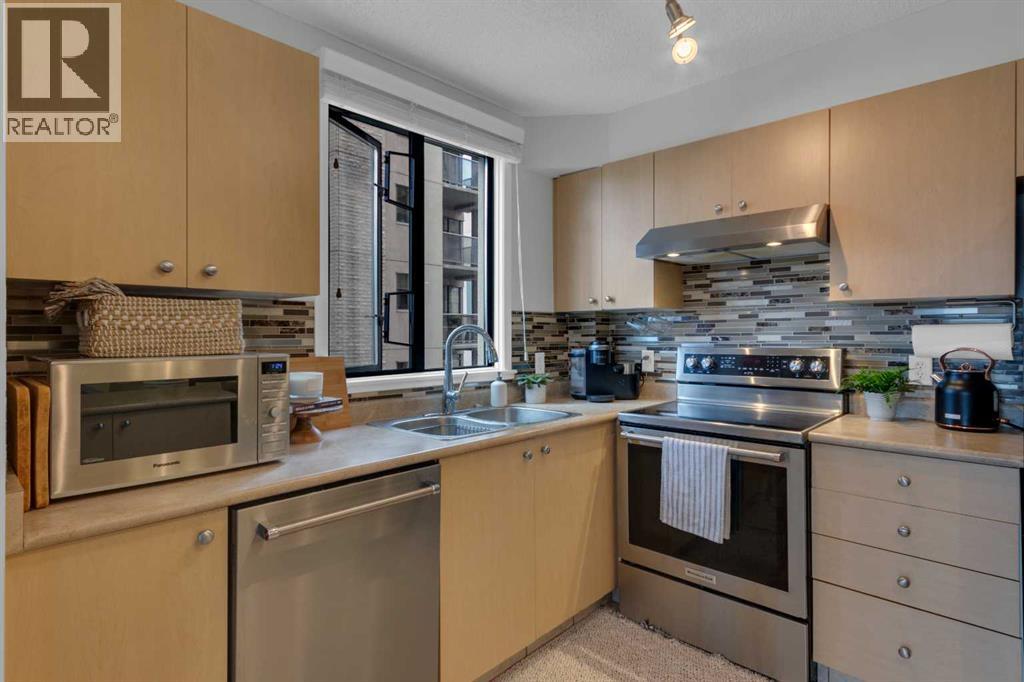 Photo 7 of 1018 1111 6 Avenue Sw, Calgary AB