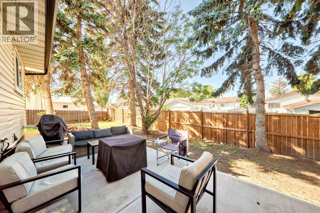 Photo 14 of 19 Templeridge Place Ne, Calgary AB