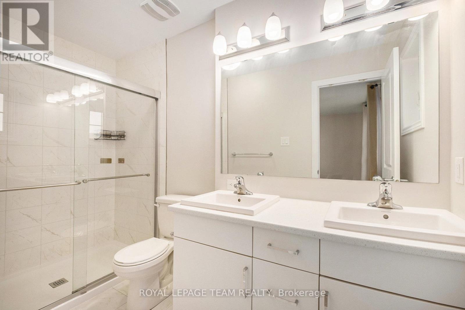 Photo 29 of 130 Wabikon Crescent, Ottawa ON