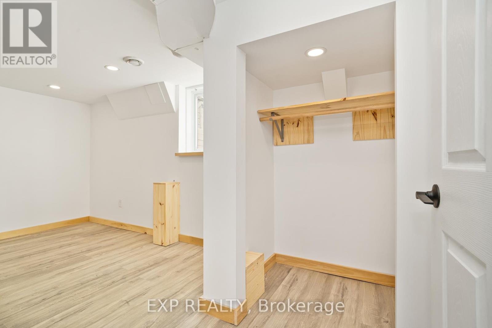 Photo 4 of 1510 Lepage Avenue, Ottawa ON