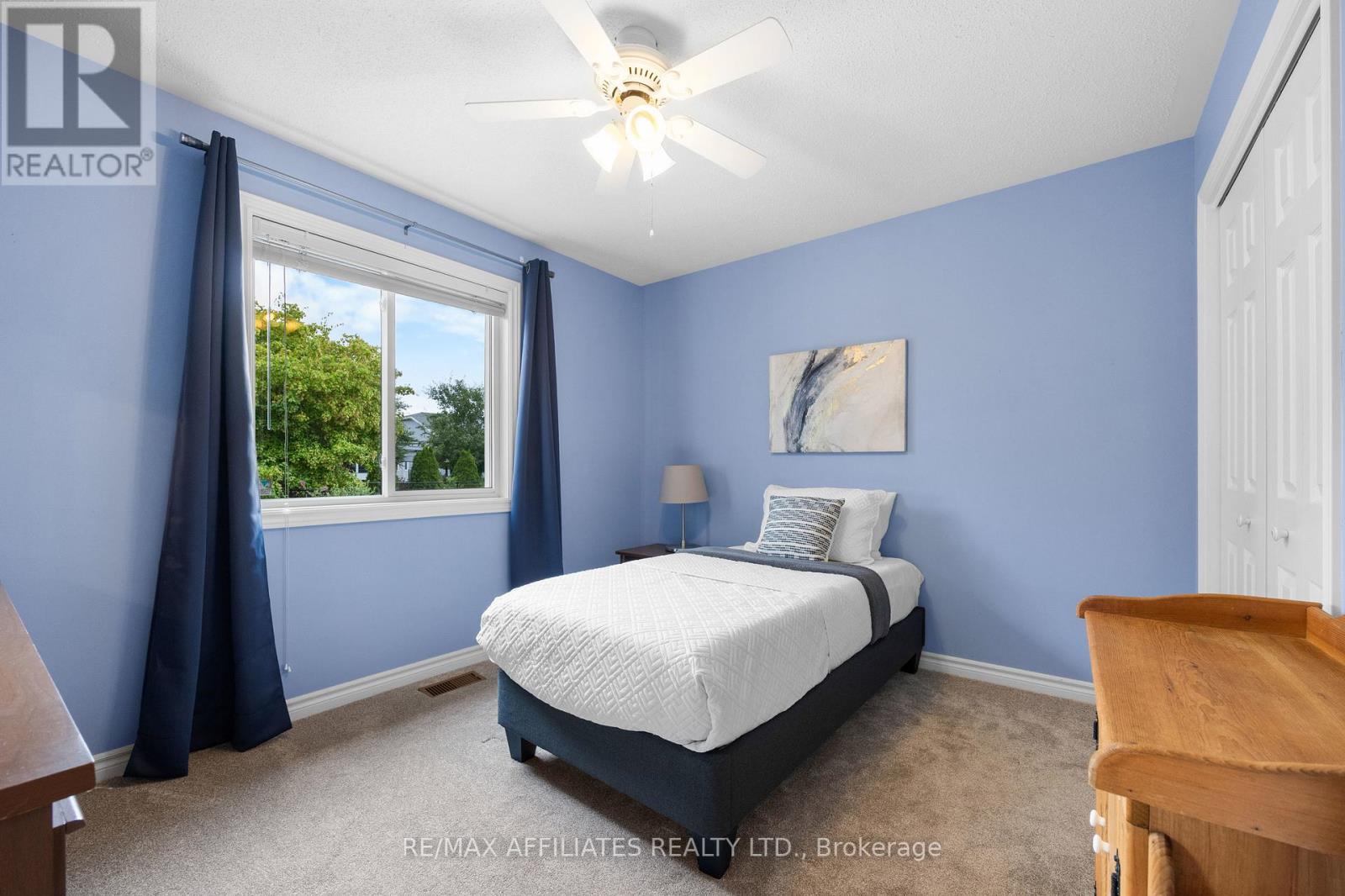 Photo 34 of 74 Decaria Boulevard, Perth ON