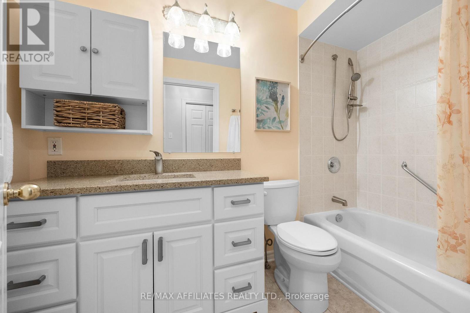 Photo 27 of 74 Decaria Boulevard, Perth ON