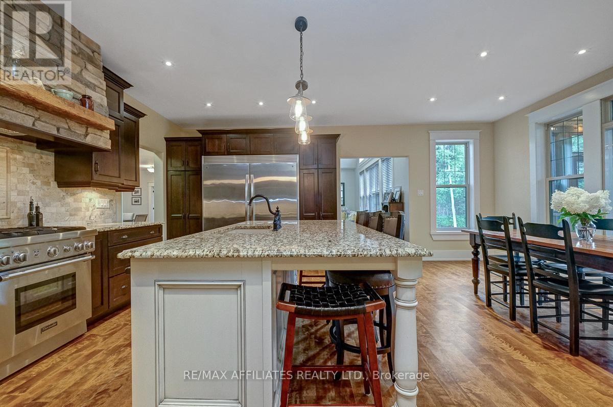 Photo 31 of 111 Ironstone Court, Ottawa ON
