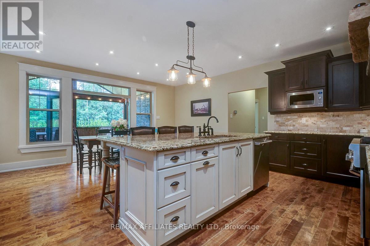 Photo 43 of 111 Ironstone Court, Ottawa ON