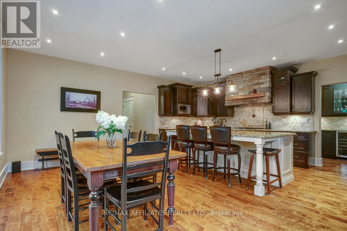 Photo 42 of 111 Ironstone Court, Ottawa ON