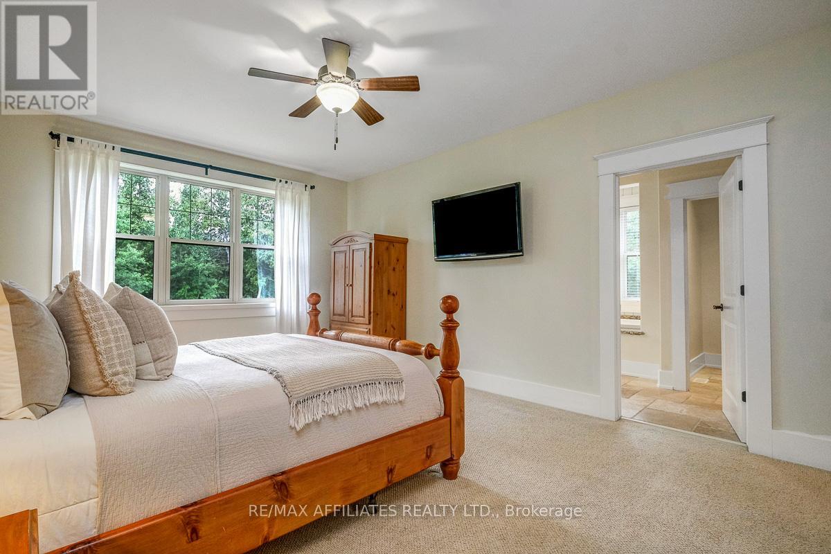 Photo 41 of 111 Ironstone Court, Ottawa ON