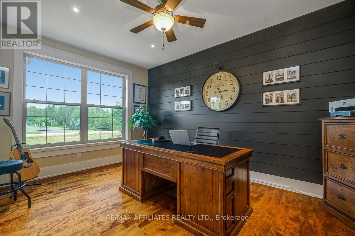 Photo 14 of 111 Ironstone Court, Ottawa ON