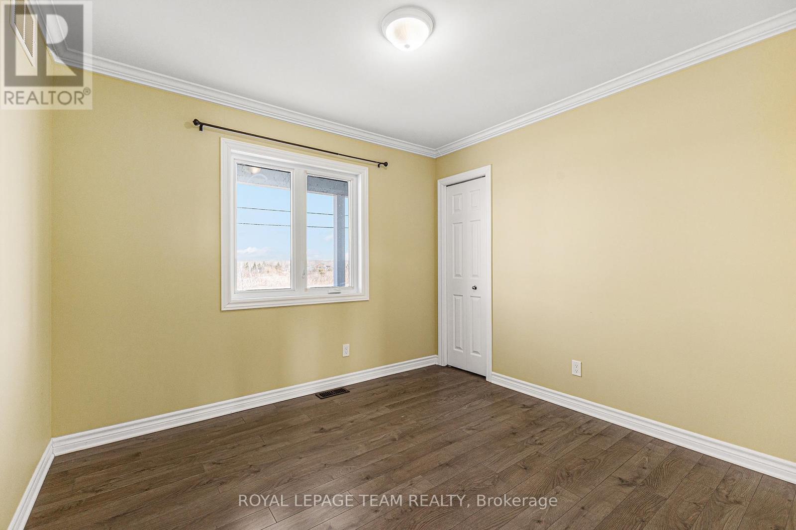 Photo 21 of 2833 Dunrobin Road, Ottawa ON