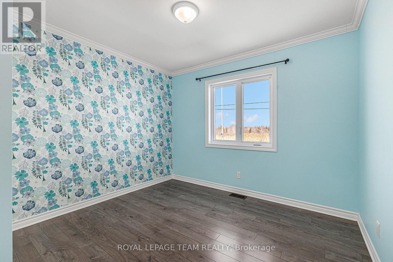 Photo 23 of 2833 Dunrobin Road, Ottawa ON
